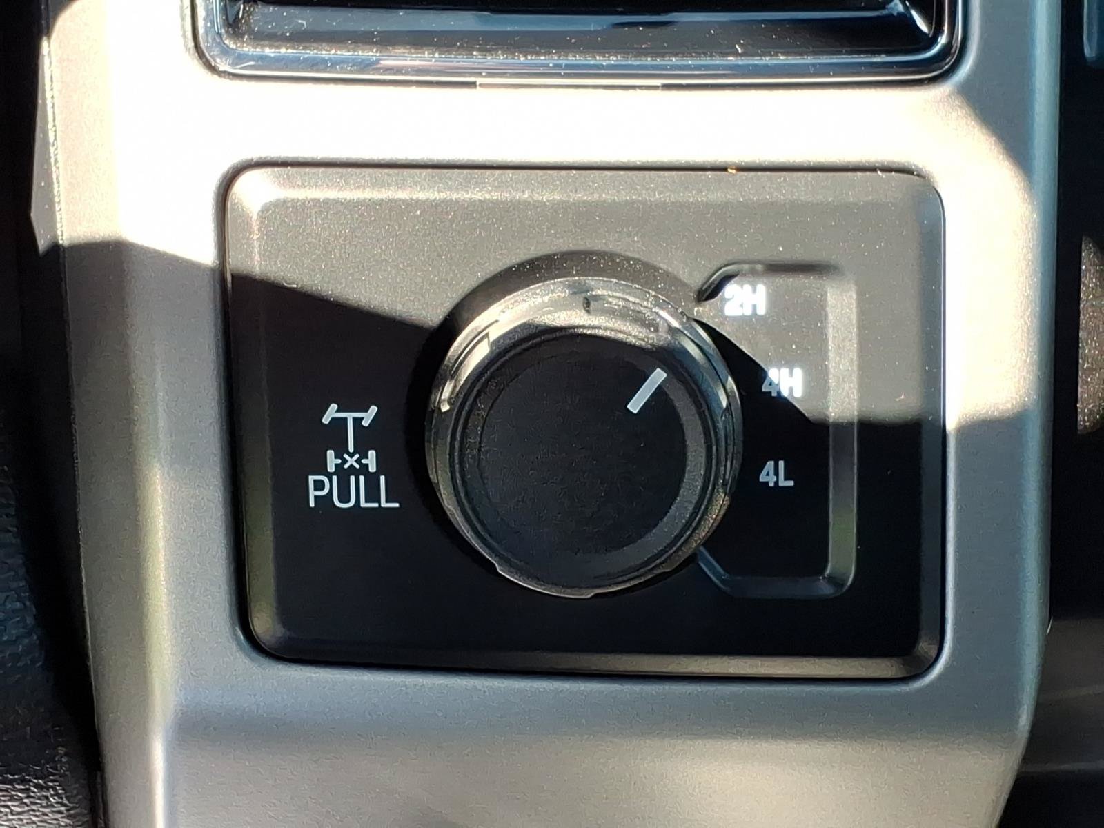 Certified 2021 Ford F350 4x4 Crew Cab Super Duty image 23
