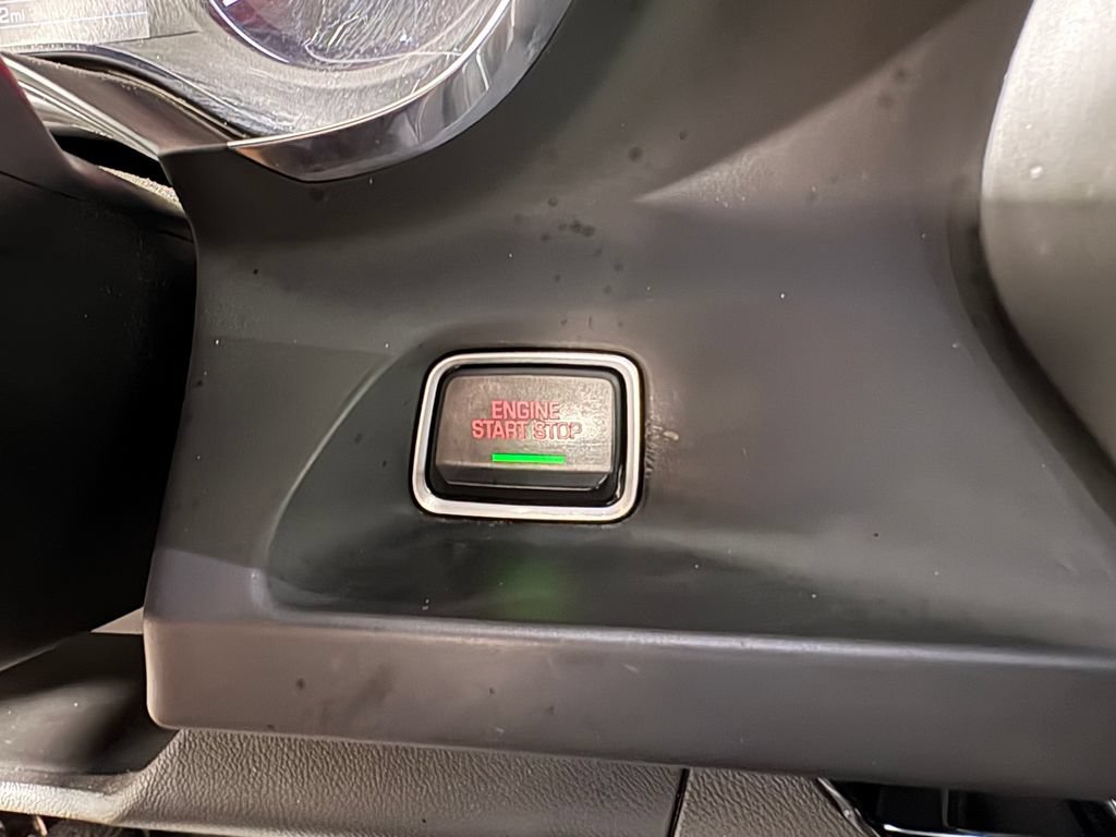 Used 2020 Chevrolet Camaro LT RWD image 20