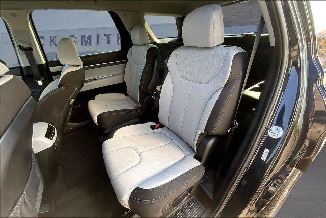 Used 2020 Hyundai Palisade SEL w/ Convenience Package FWD image 22