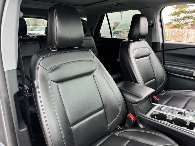 Certified 2023 Ford Explorer XLT w/ Equipment Group 202A AWD/4WD image 20