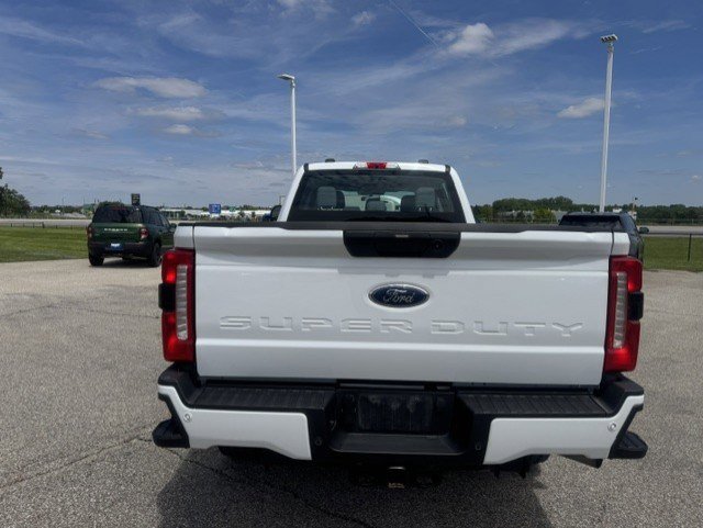 Certified 2023 Ford F250 XL w/ STX Appearance Package AWD/4WD image 7