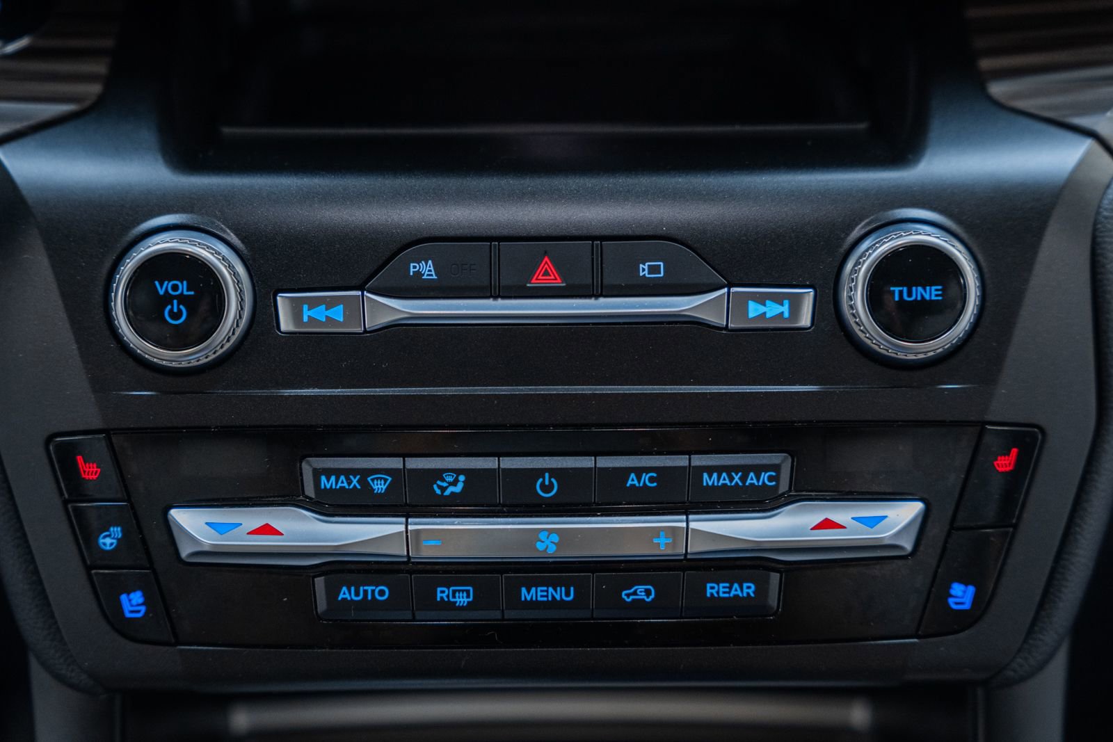 Certified 2020 Ford Explorer Limited image 29