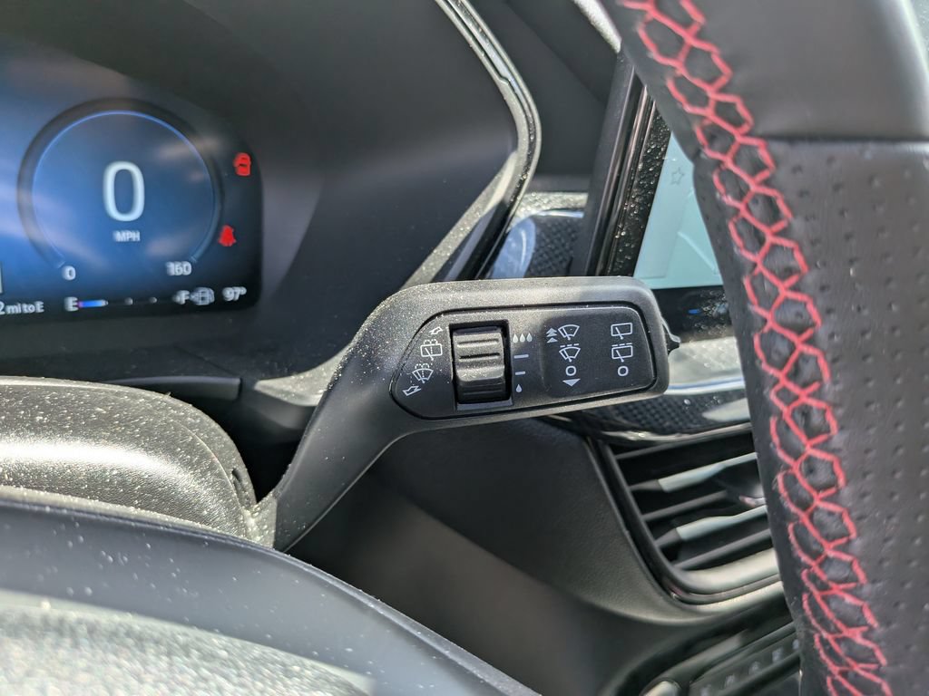 Certified 2025 Ford Escape ST-Line Elite w/ Premium Technology Package AWD/4WD image 32