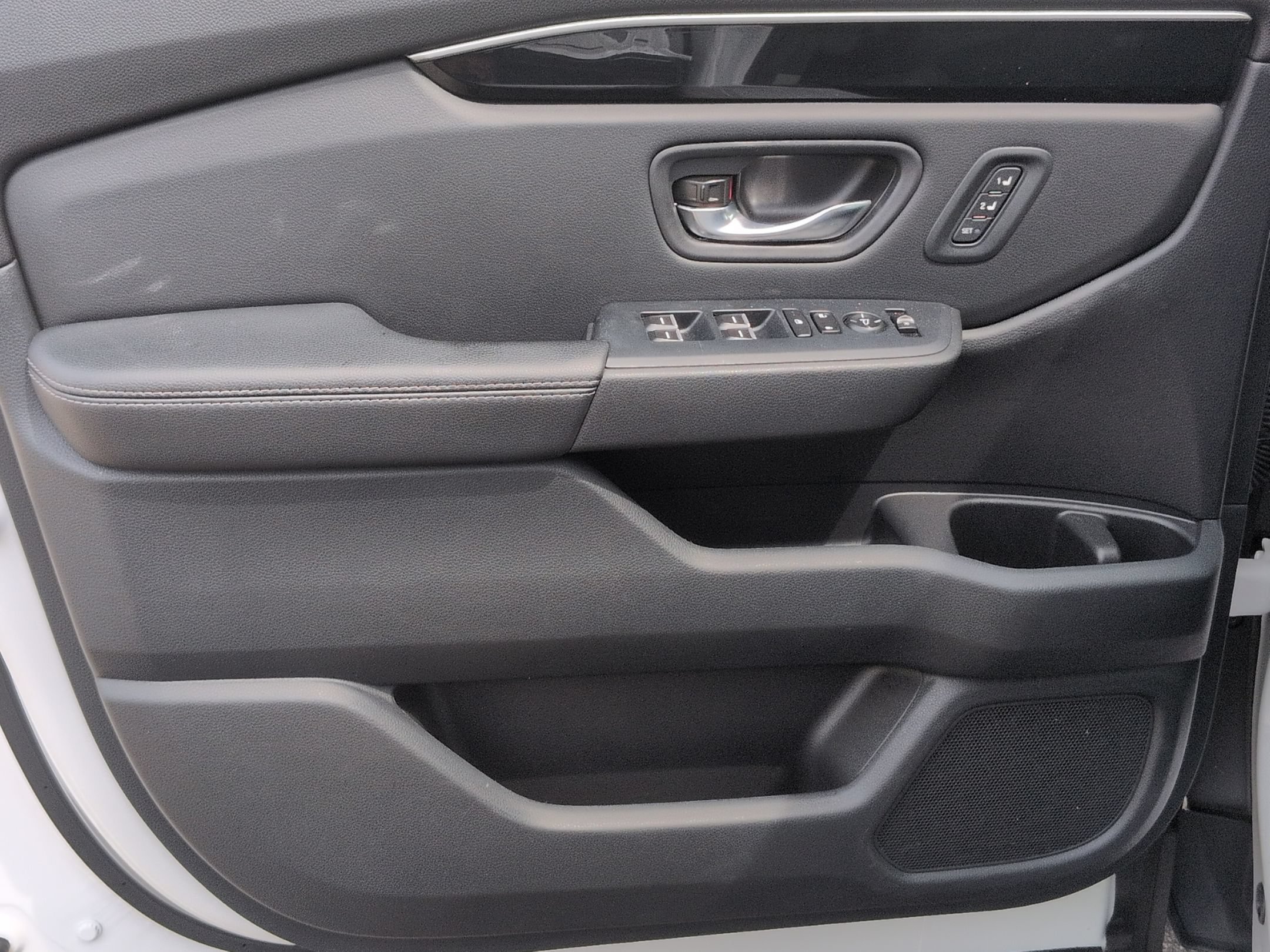 Used 2024 Honda Pilot Touring image 13