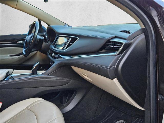 Used 2018 Buick Enclave Essence FWD image 20