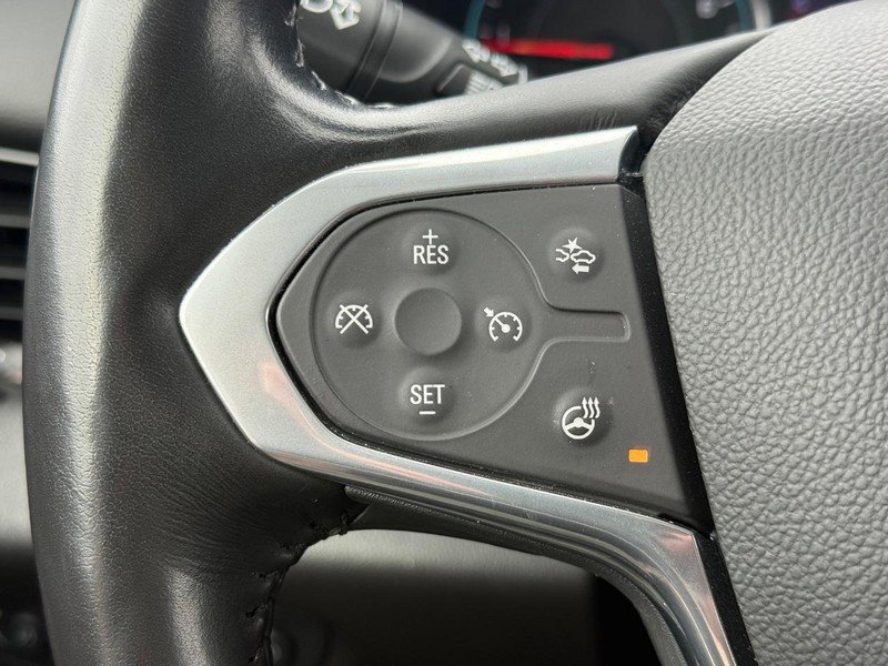 Used 2021 Chevrolet Traverse LT w/ LPO, Blackout Package image 18