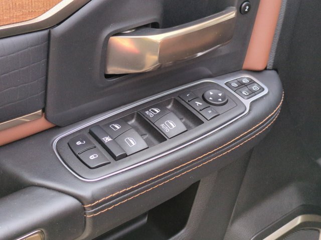 Used 2024 RAM 3500 Limited AWD/4WD image 14