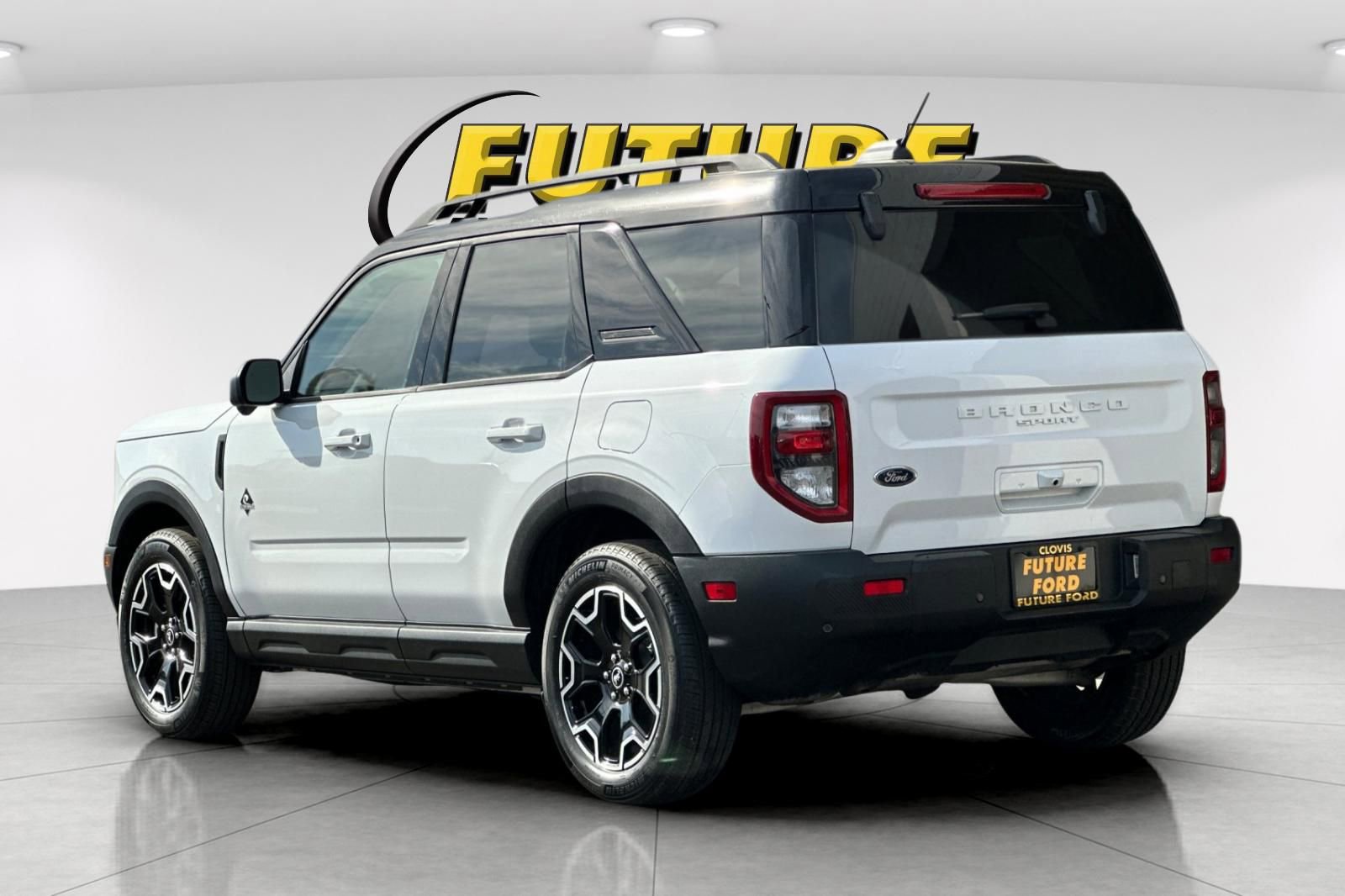 Certified 2025 Ford Bronco Sport Outer Banks w/ Outer Banks Tech Package+ AWD/4WD image 5