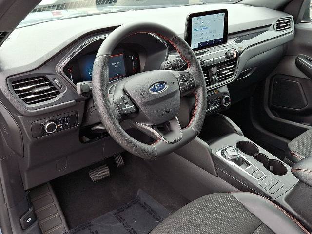 Certified 2025 Ford Escape ST-Line FWD image 13