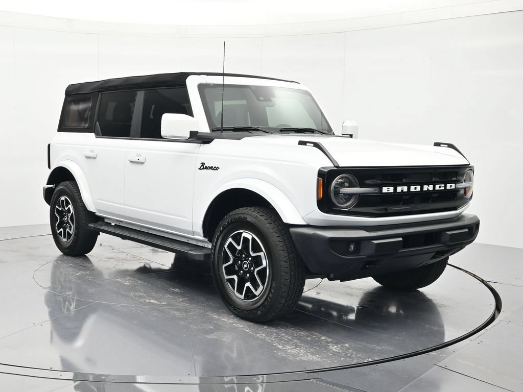 Certified 2024 Ford Bronco Outer Banks AWD/4WD image 3