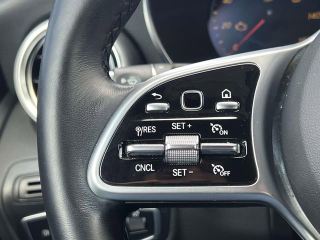 Used 2022 Mercedes-Benz GLC 300 4MATIC image 27