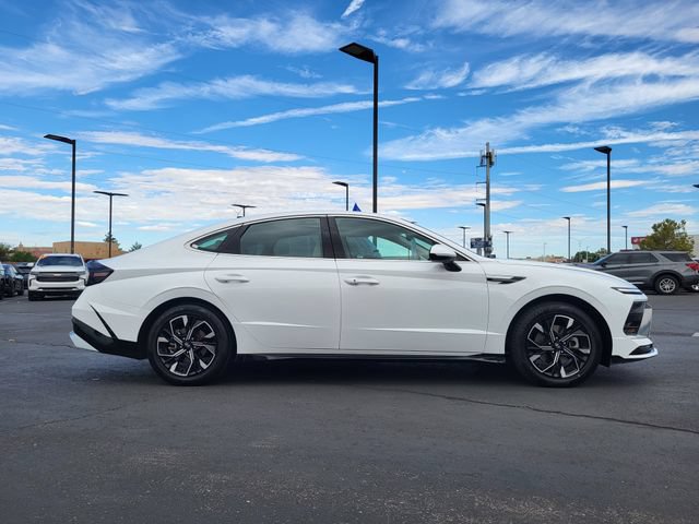 Used 2024 Hyundai Sonata SEL FWD image 4