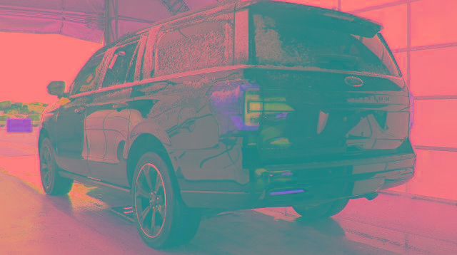 Certified 2023 Ford Expedition Max Limited image 4