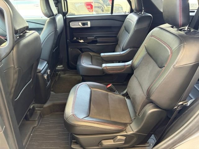 Certified 2023 Ford Explorer ST-Line w/ Class IV Trailer Tow Package RWD image 15