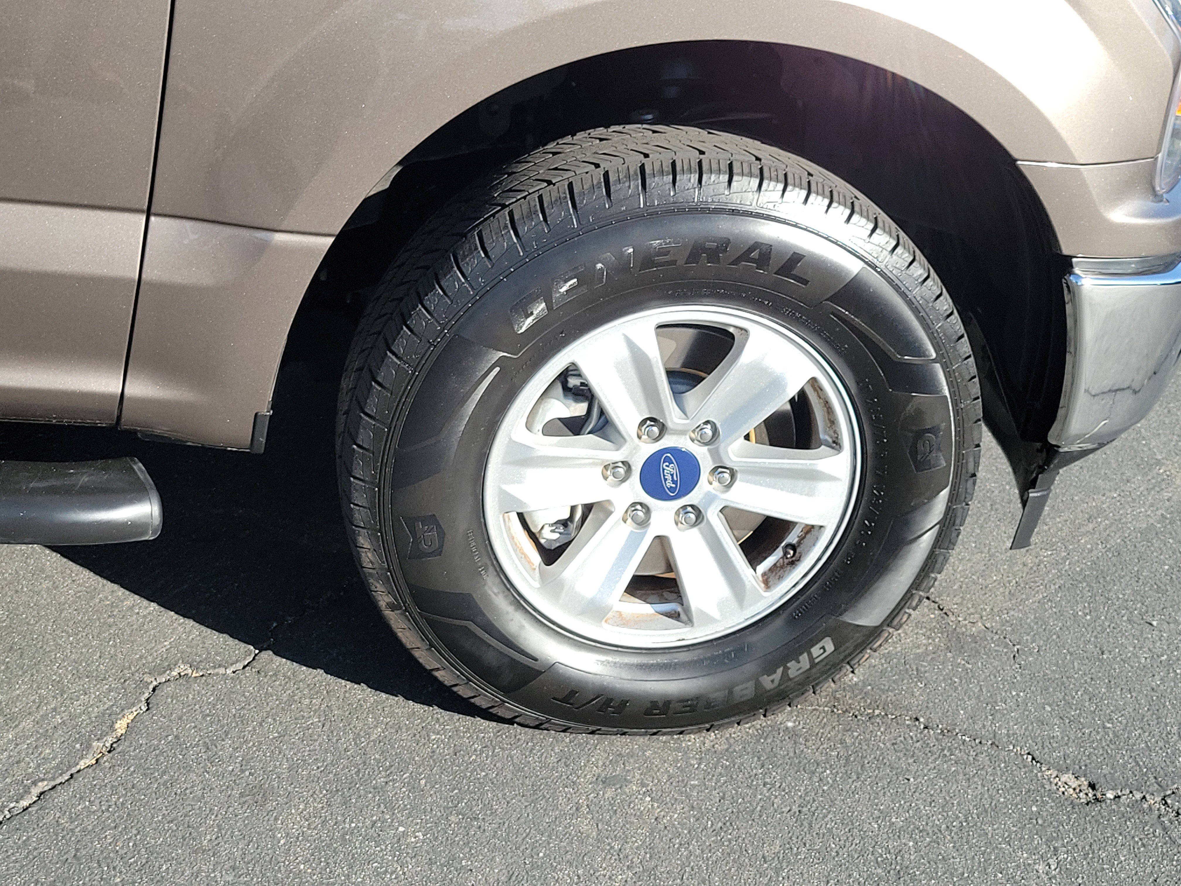 Certified 2018 Ford F150 XLT w/ Equipment Group 301A Mid AWD/4WD image 17