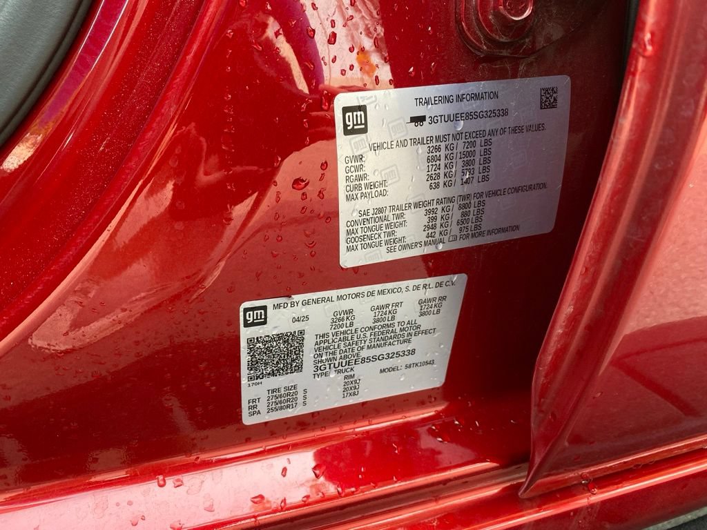 Used 2025 GMC Sierra 1500 AT4 w/ AT4 Premium Package AWD/4WD image 15