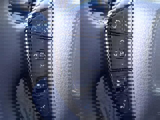 Used 2023 Toyota Prius XLE image 15