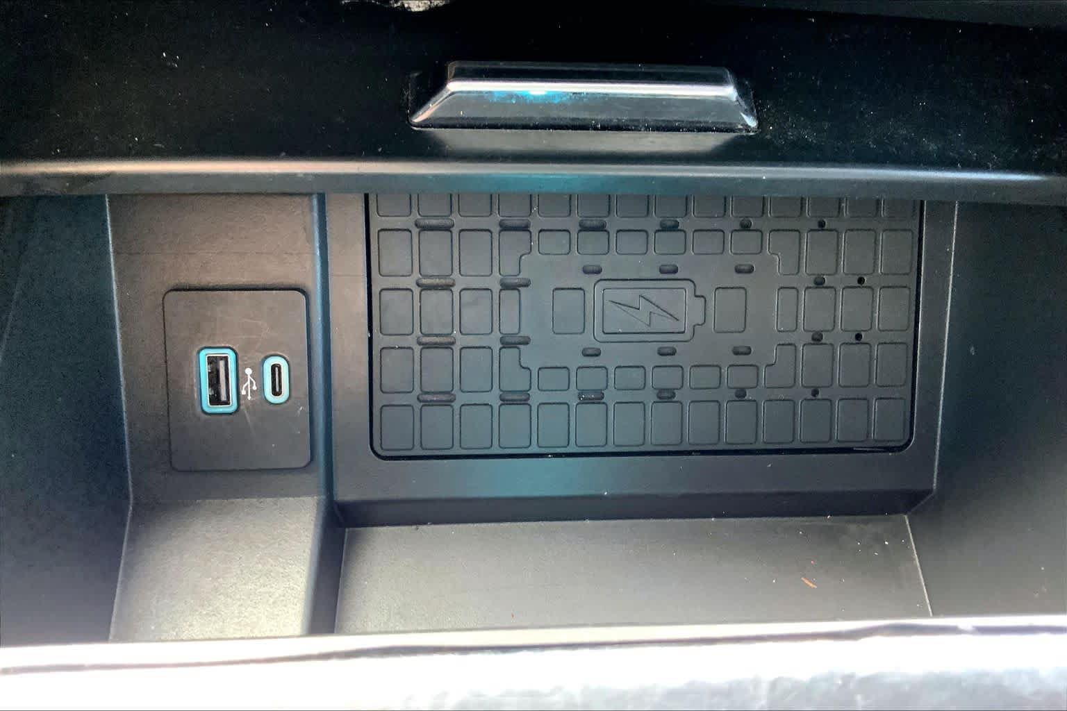 Certified 2022 Ford Expedition Max XLT RWD image 35