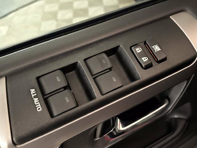 Used 2022 Toyota 4Runner SR5 Premium AWD/4WD image 17