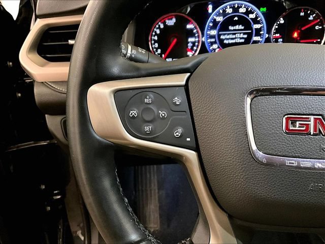Used 2023 GMC Acadia Denali w/ Denali Technology Package AWD/4WD image 17