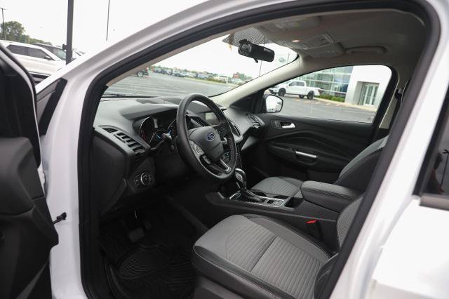 Certified 2019 Ford Escape SE FWD image 18