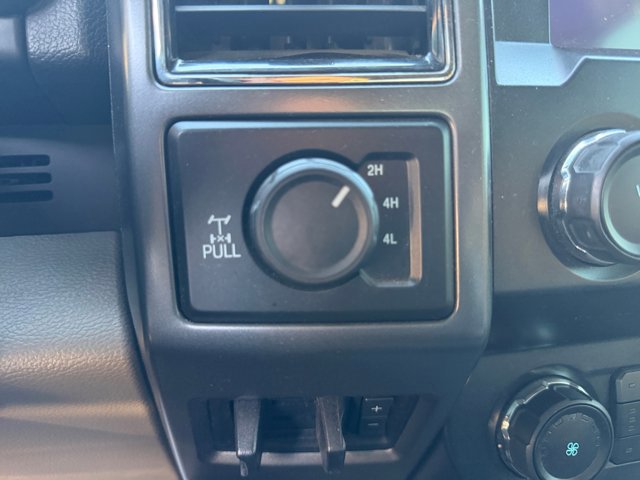 Certified 2019 Ford F350 XLT w/ XLT Premium Package image 34