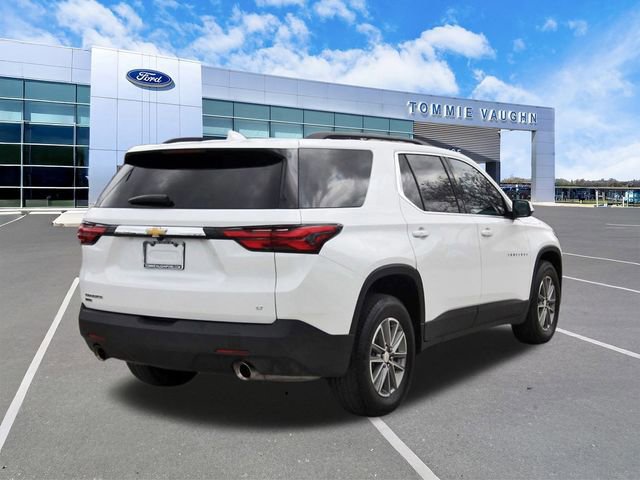 Used 2024 Chevrolet Traverse LT image 4