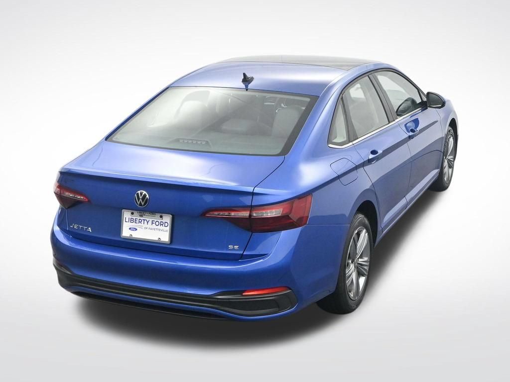 Used 2024 Volkswagen Jetta SE FWD image 35