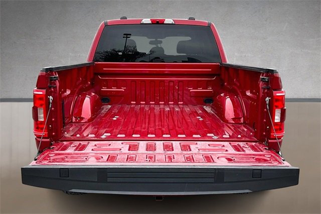 Certified 2022 Ford F150 XLT w/ Equipment Group 302A High image 27