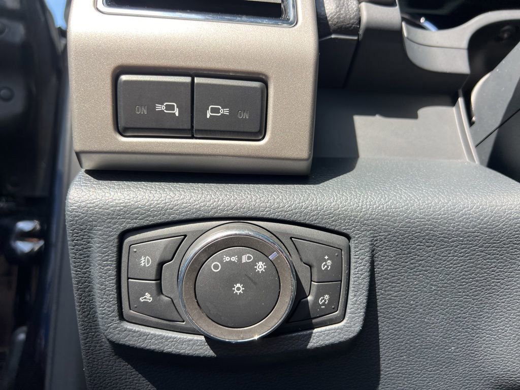 Certified 2022 Ford F250 Lariat w/ Tremor Off-Road Package image 24