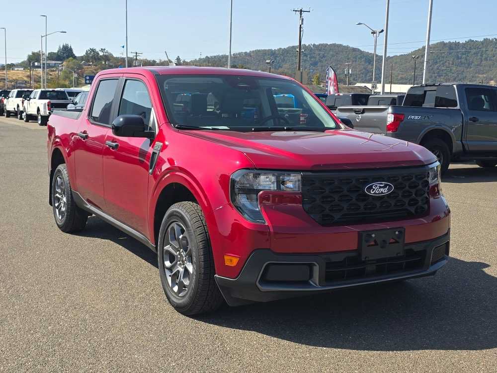 Certified 2025 Ford Maverick XLT w/ XLT Luxury Package FWD image 4