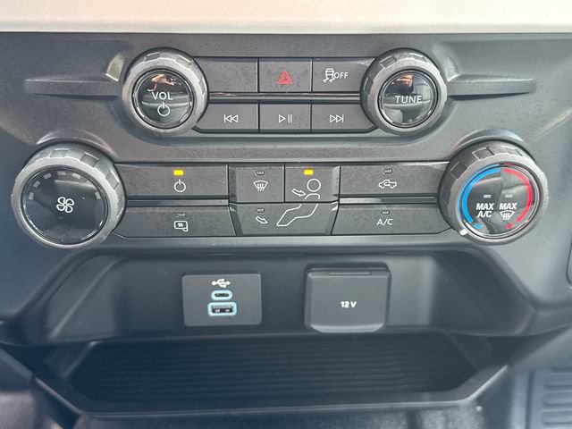 Certified 2025 Ford F250 XL w/ XL Driver Assist Package AWD/4WD image 27
