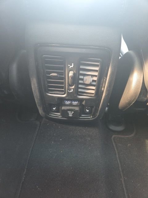 Used 2020 Jeep Grand Cherokee High Altitude image 16
