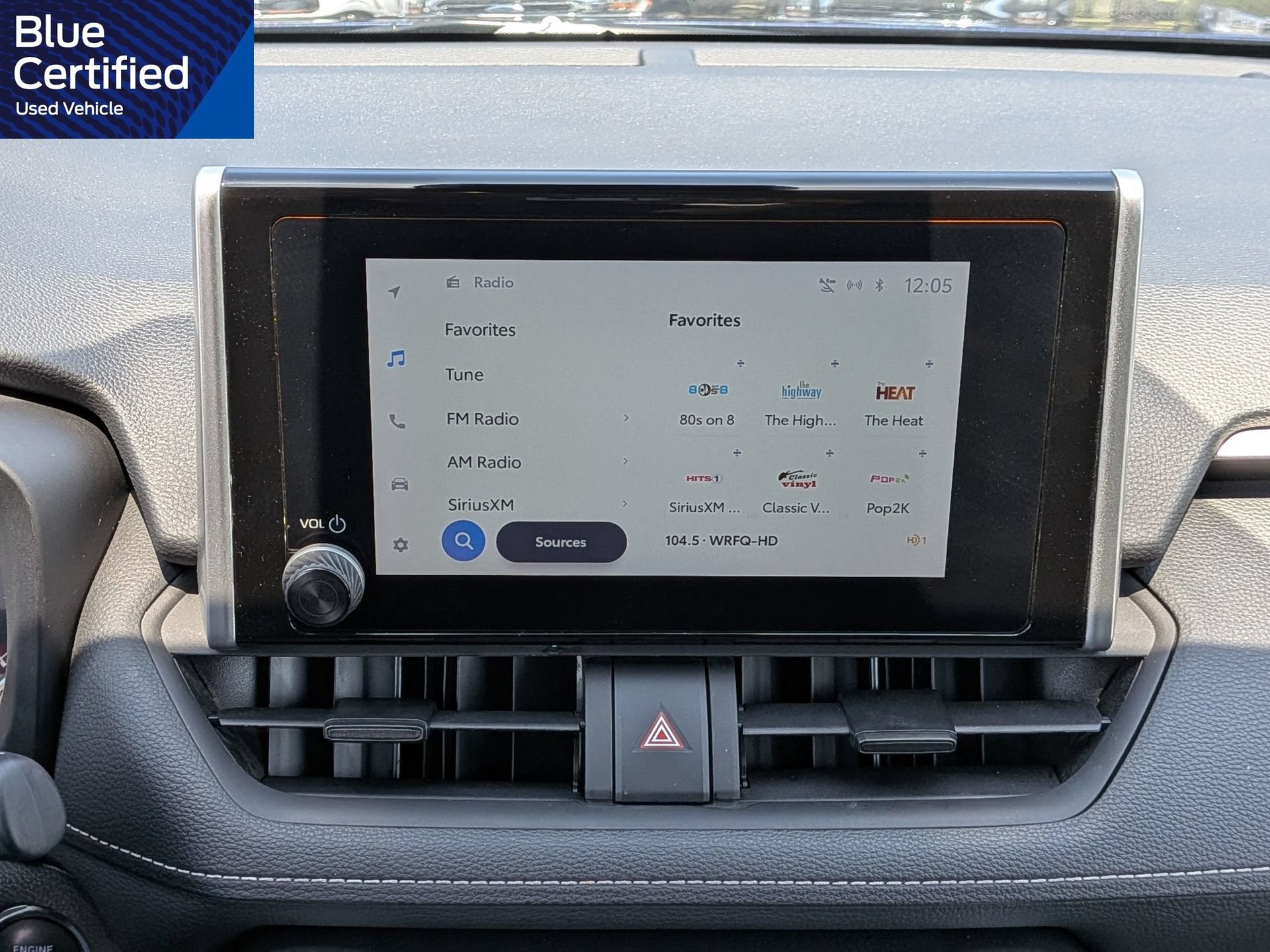 Used 2025 Toyota RAV4 XLE FWD image 20