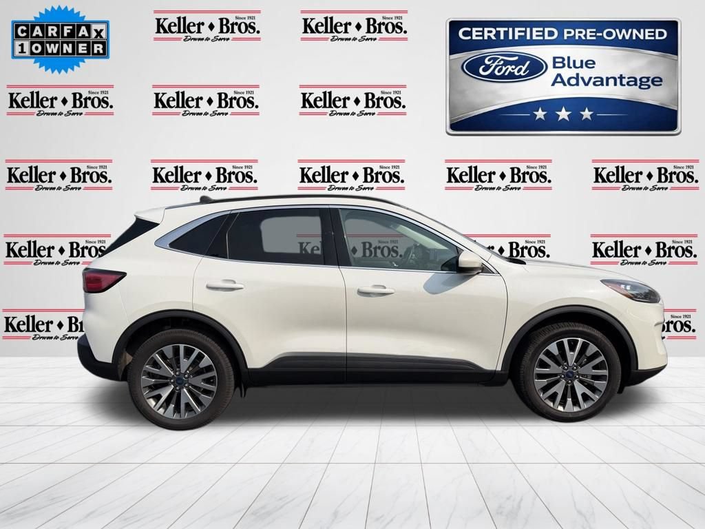 Certified 2022 Ford Escape Titanium AWD/4WD image 8