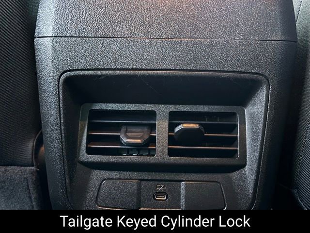 Used 2023 Chevrolet Colorado LT w/ LT Convenience Package image 19