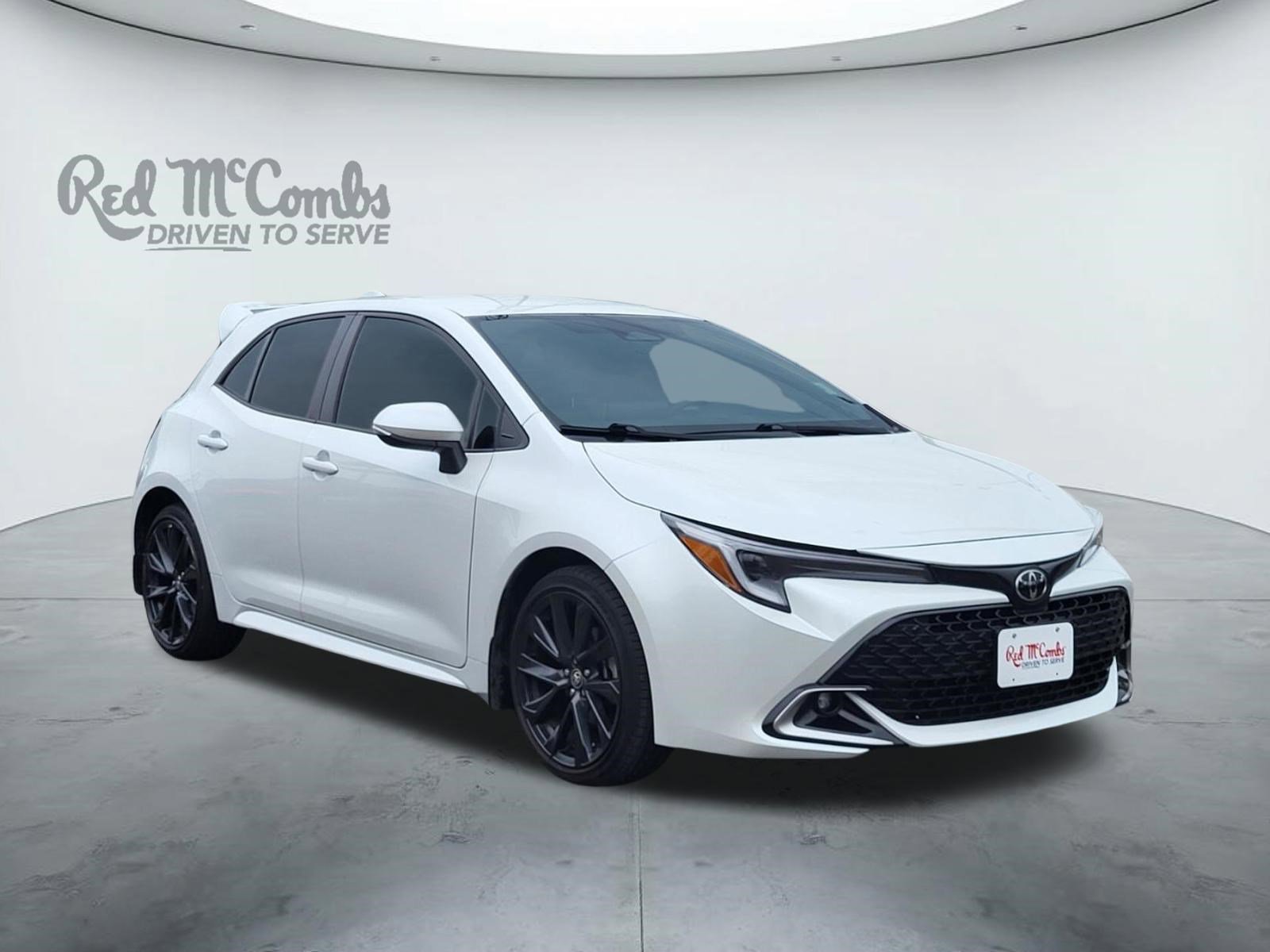 Used 2025 Toyota Corolla XSE FWD image 1