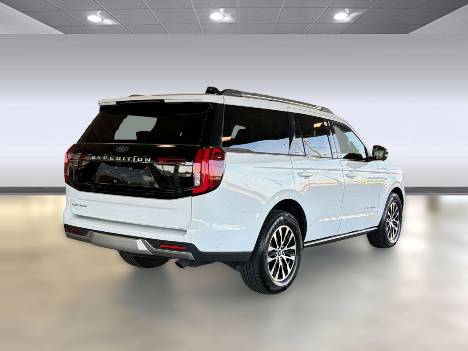 Certified 2025 Ford Expedition Platinum AWD/4WD image 5