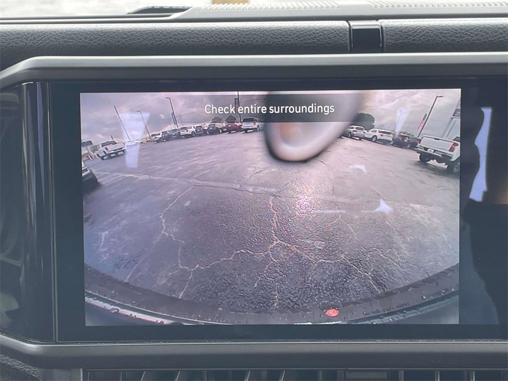 Used 2025 Jeep Wrangler Sport image 18