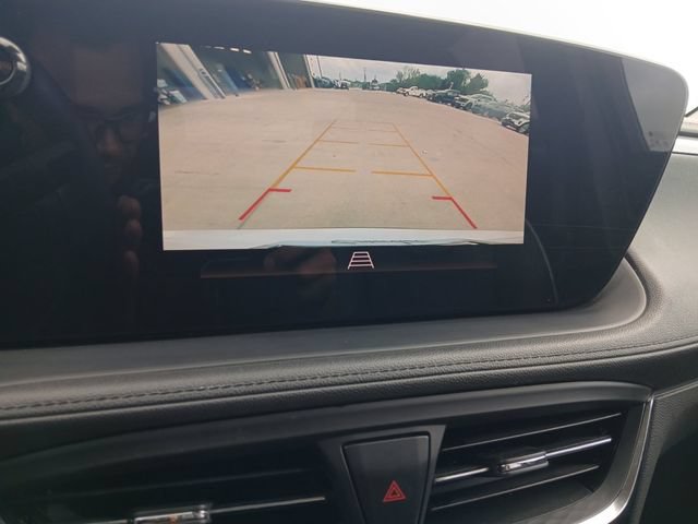 Used 2024 Buick Encore GX Avenir w/ Avenir Convenience Package FWD image 10