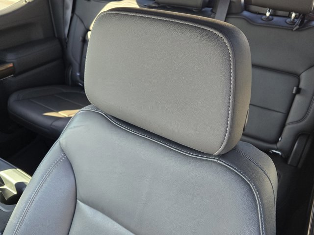 Used 2022 Chevrolet Silverado 1500 LT Trail Boss w/ LT Trail Boss Premium Package image 22