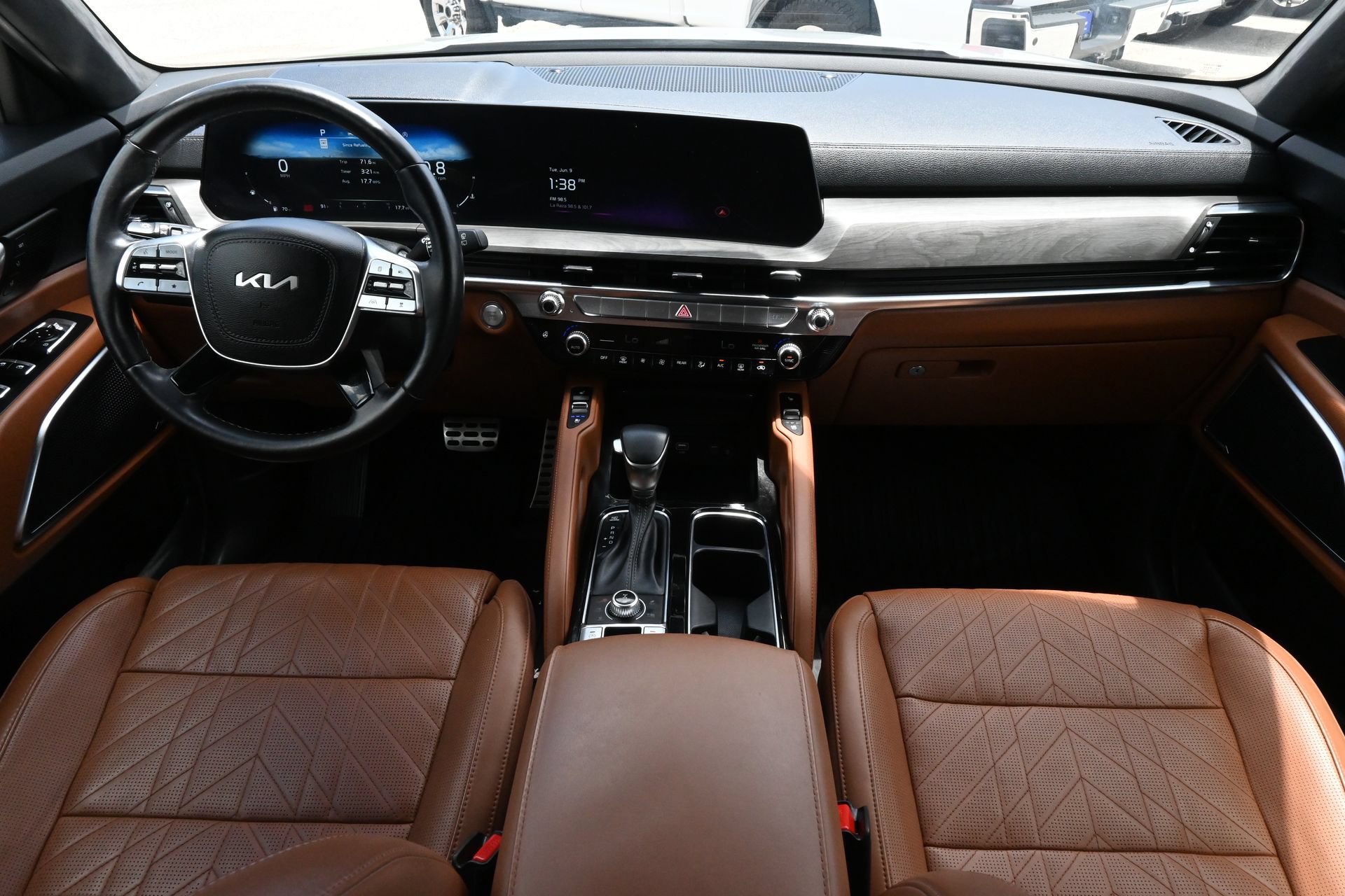 Used 2023 Kia Telluride SX Prestige X-Pro AWD/4WD image 5