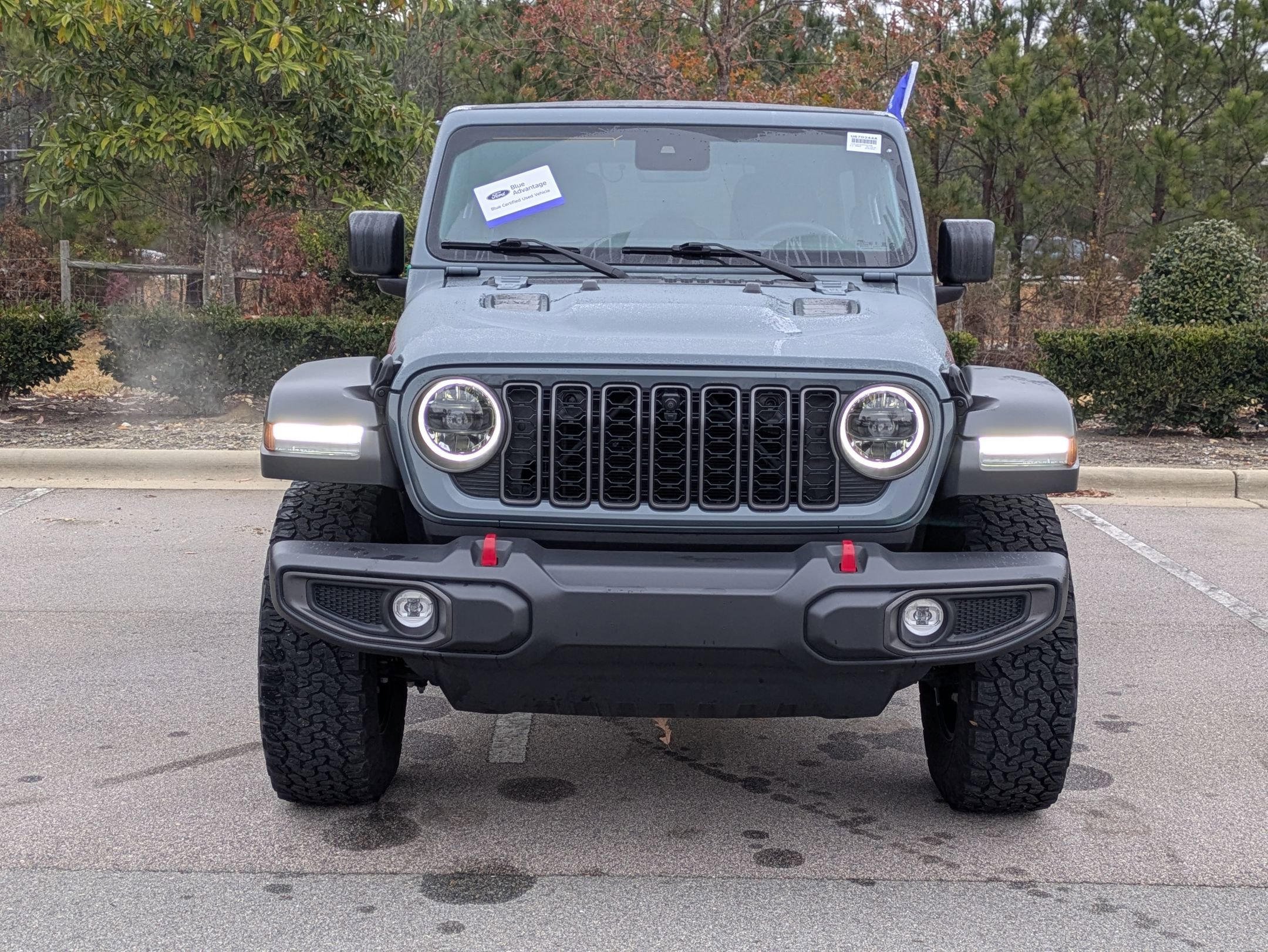 Used 2024 Jeep Wrangler Unlimited Rubicon w/ Technology Group image 9