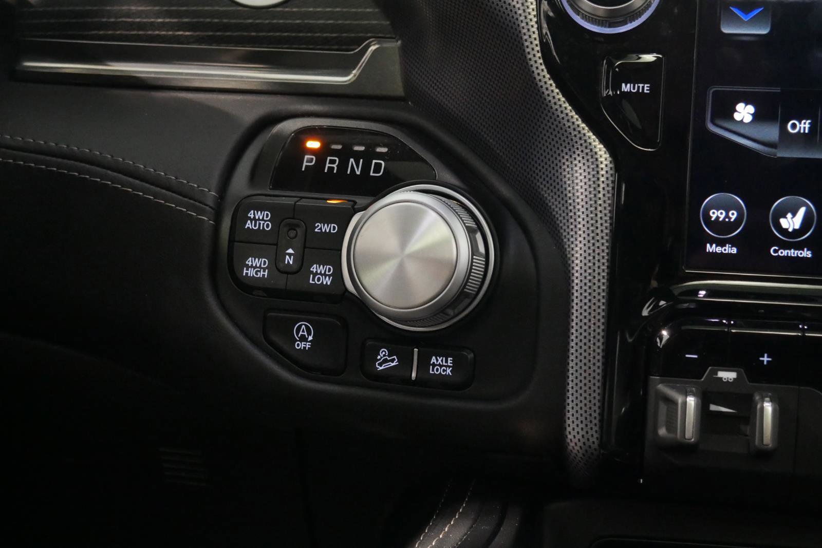 Used 2020 RAM 1500 Limited w/ Off Road Group image 24