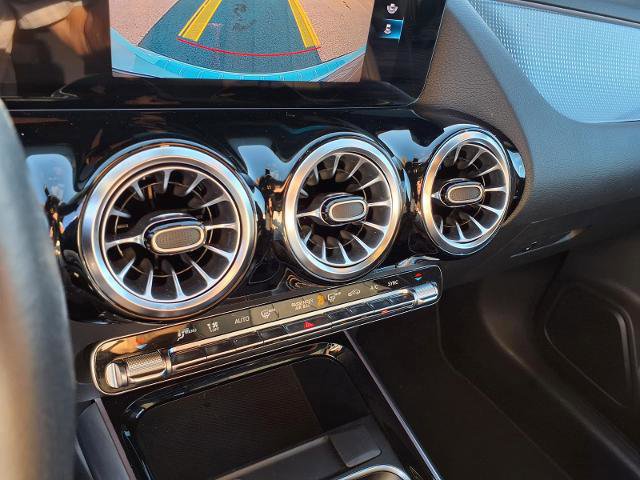 Used 2023 Mercedes-Benz GLA 250 w/ Premium Package image 12