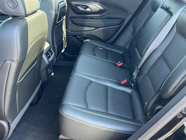 Used 2024 GMC Terrain SLT w/ Tech Package AWD/4WD image 15
