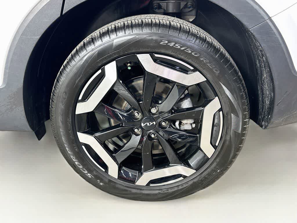 Used 2024 Kia Telluride EX w/ EX Captain's Chair Package FWD image 7