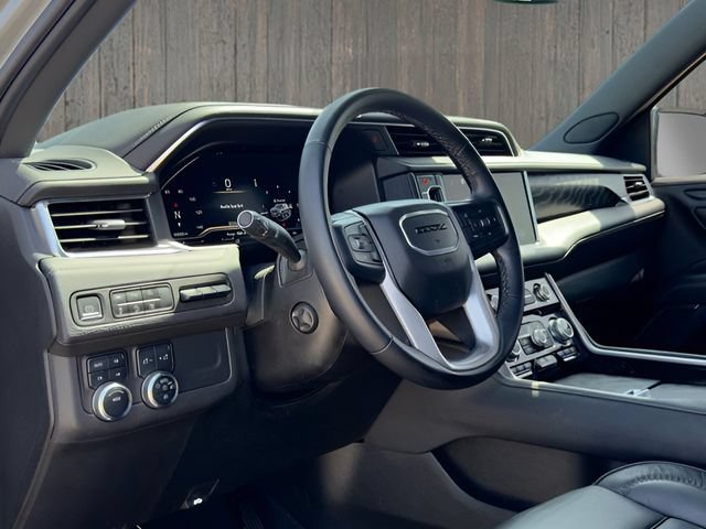 Used 2024 GMC Yukon Denali AWD/4WD image 19