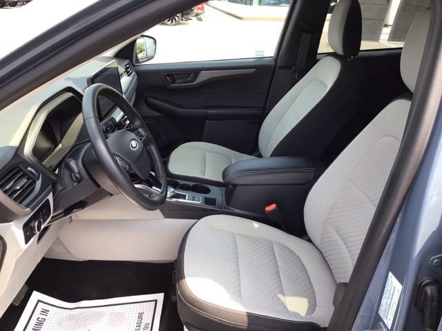 Certified 2023 Ford Escape Active w/ Tech Pack #1 AWD/4WD image 9