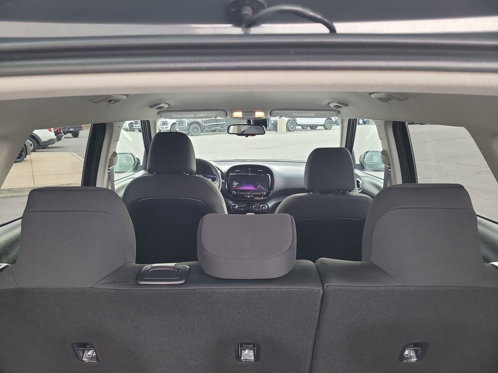 Used 2025 Kia Soul LX w/ LX Technology Package image 25